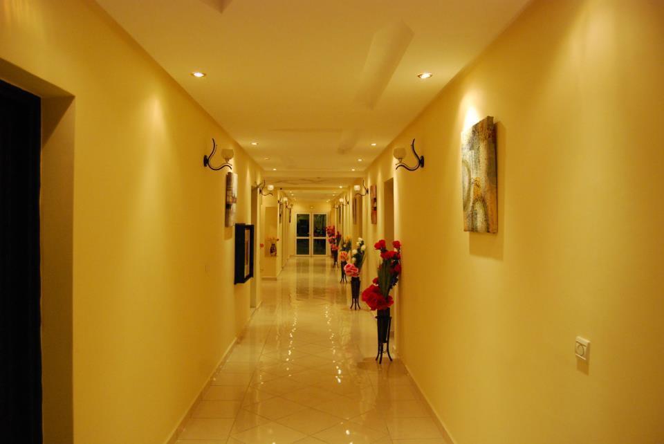 Hotel Salwan Лаюне Екстериор снимка